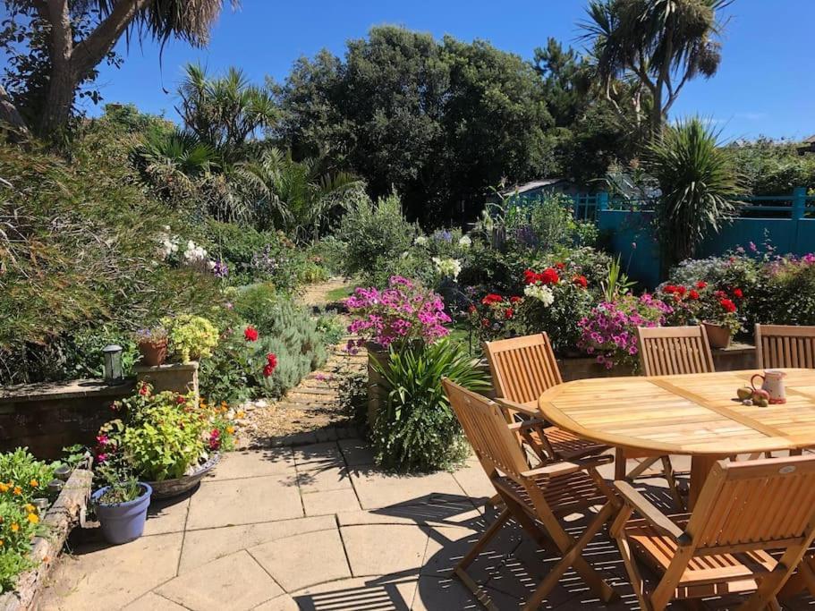 Villa Sadlesea West Wittering Exterior foto